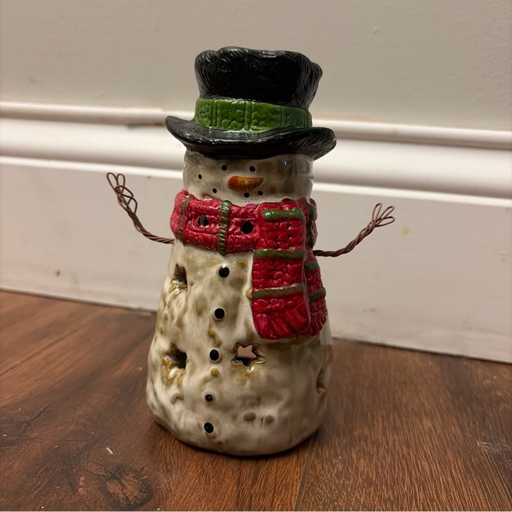 EUC Yankee Candle Rustic Snowman Lantern 6” votive holder